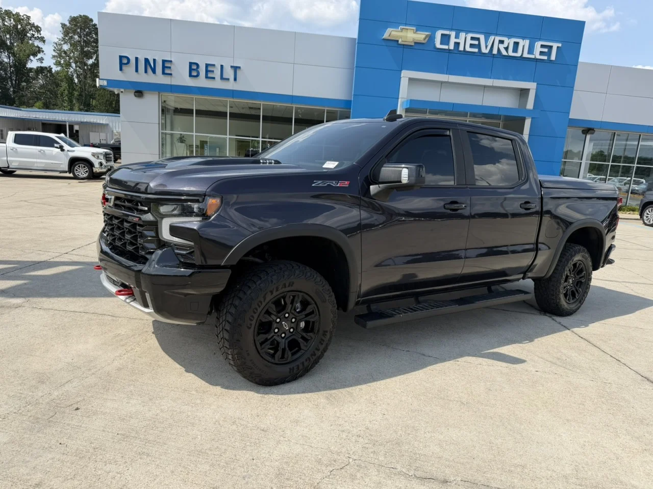 Used 2022 Dark Ash Metallic Chevrolet ZR2 image 3