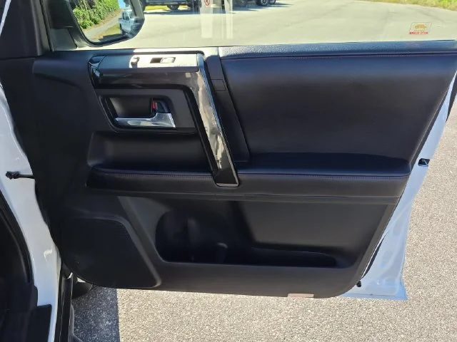 Used 2016 White Toyota Trail image 31