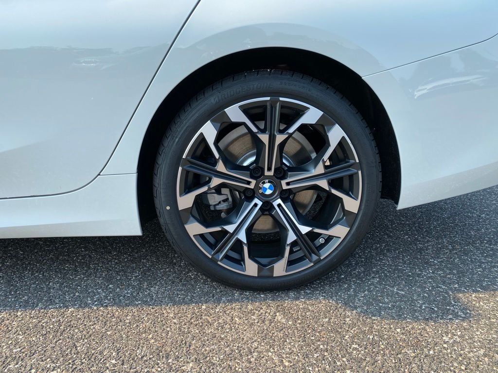 New 2026 Alpine White BMW 330i xDrive image 5