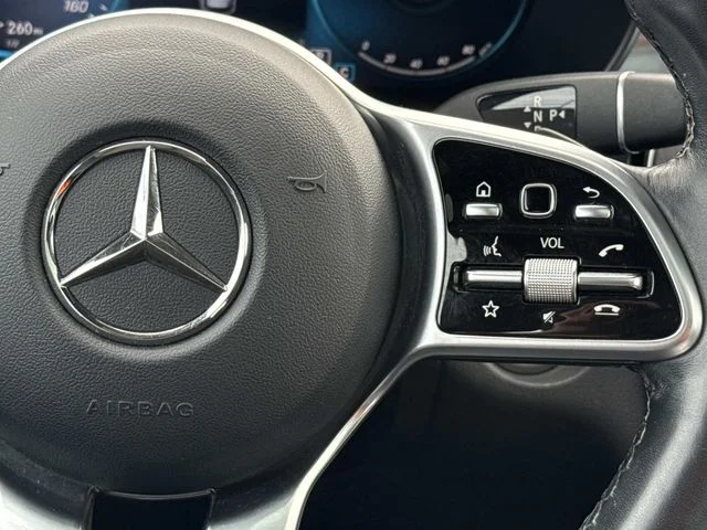 Used 2021 Black Mercedes-Benz GLC 300 image 23