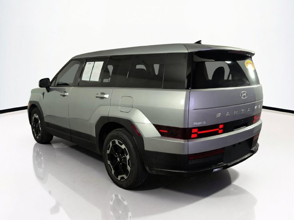 2025 Hyundai Santa Fe SE - Photo 9