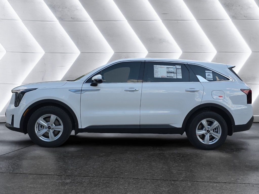2026 Kia Sorento LX - Photo 2