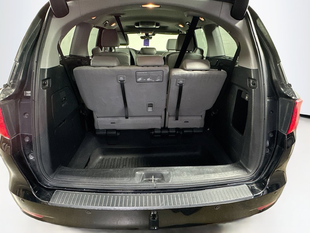 Certified Used 2019 Crystal Black Pearl Honda Touring image 36
