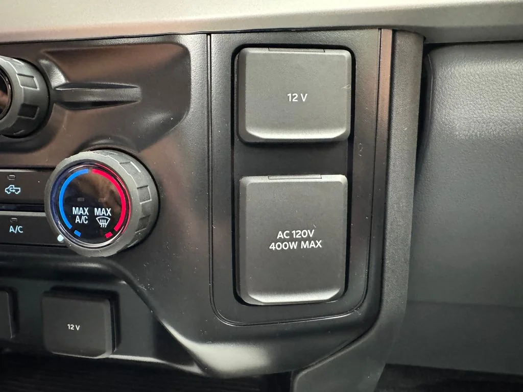 New 2026 Oxford White Ford F-550® XL image 22