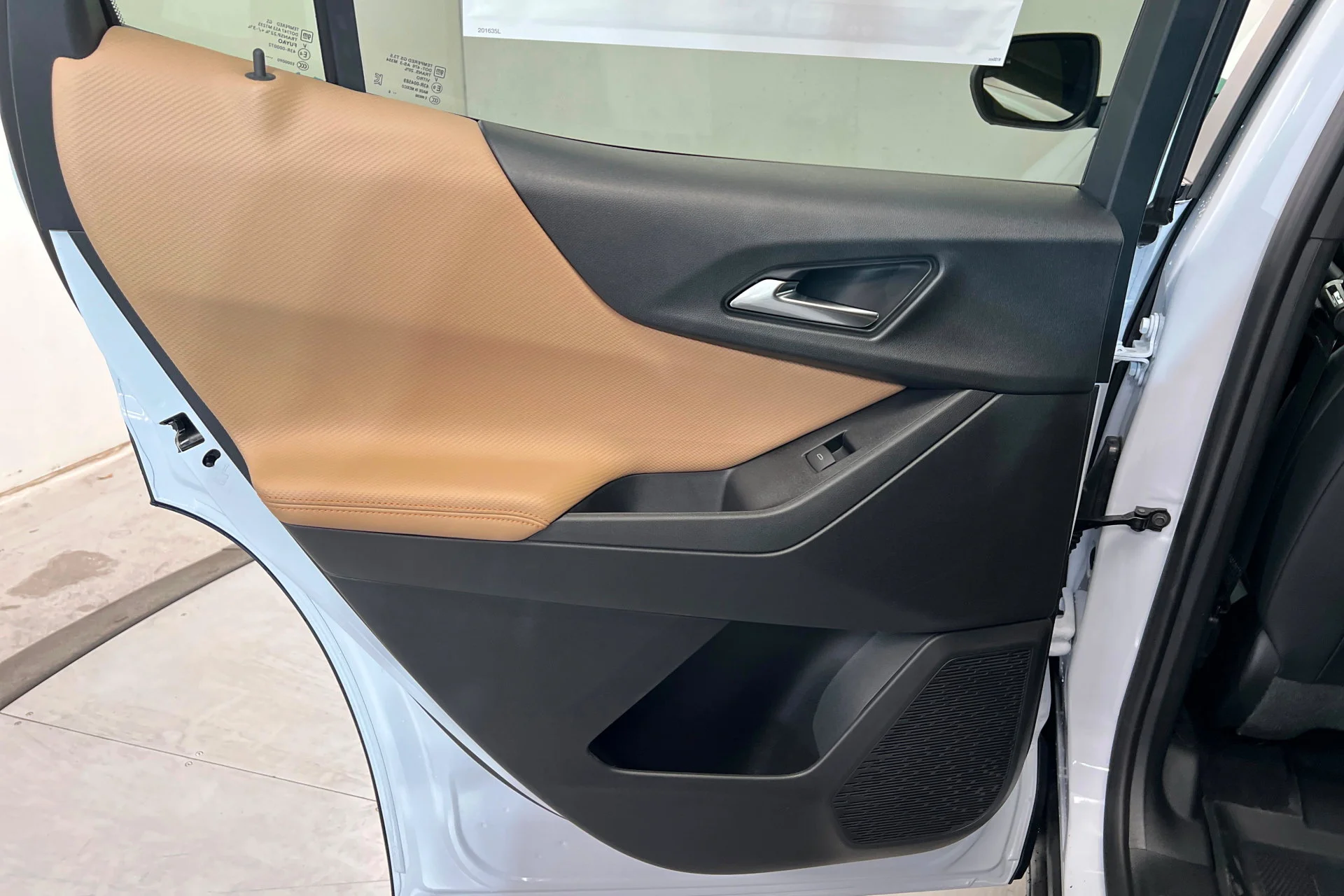 2027 Chevrolet Equinox ACTIV - Photo 18
