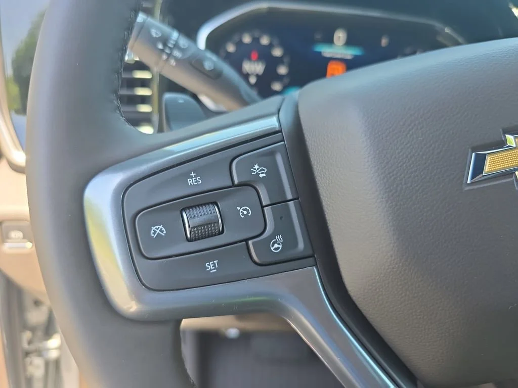 2026 Chevrolet Silverado 1500 LTZ - Photo 15