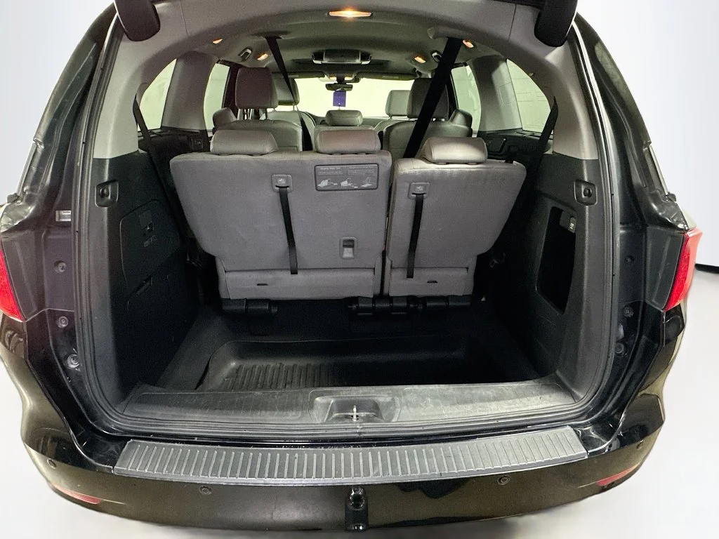 Certified Used 2019 Crystal Black Pearl Honda Touring image 36