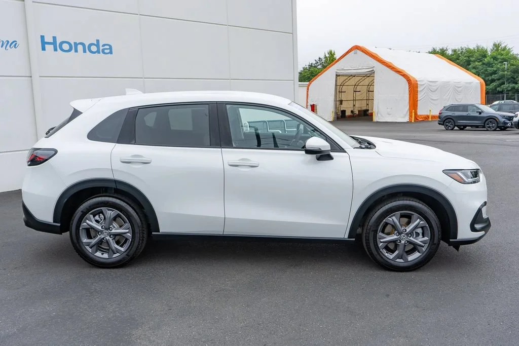 Certified Used 2026 Platinum White Pearl Honda AWD LX image 45