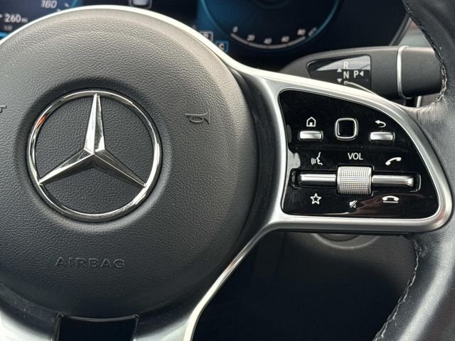 Used 2021 Black Mercedes-Benz GLC 300 image 23