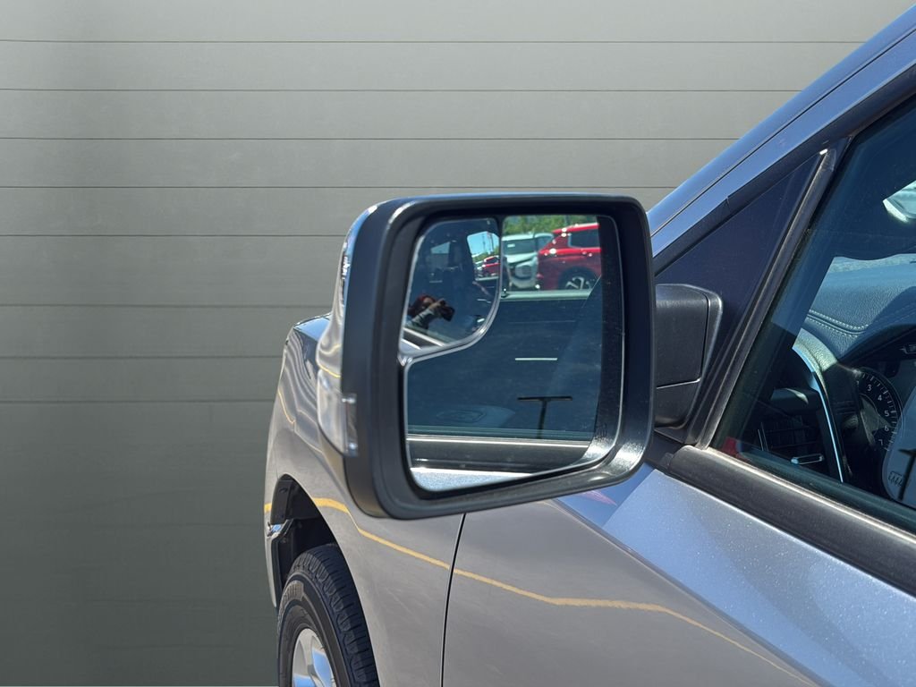Used 2024 Silver Ram Laramie image 28