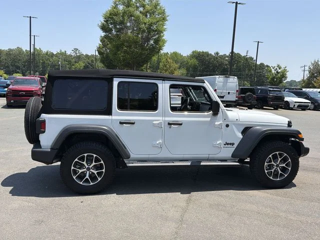 Used 2024 White Jeep Sport S image 13