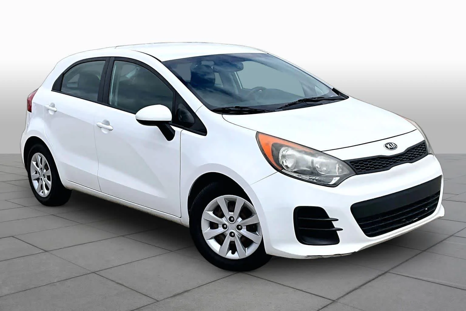 Pre-Owned 2016 Kia Rio LX