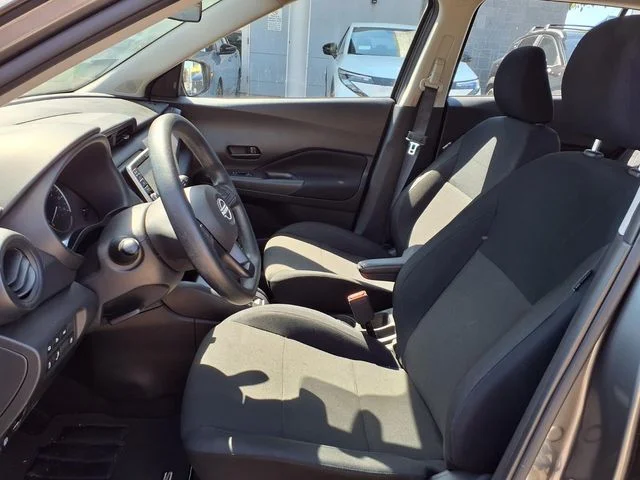 Used 2025 Gray Nissan S image 15