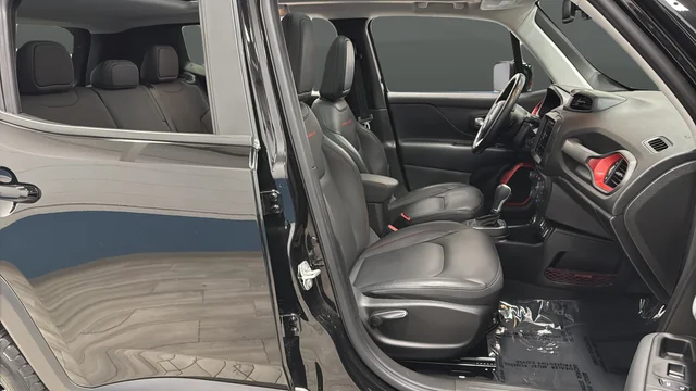 Used 2023 Black Clearcoat Jeep Trailhawk image 24