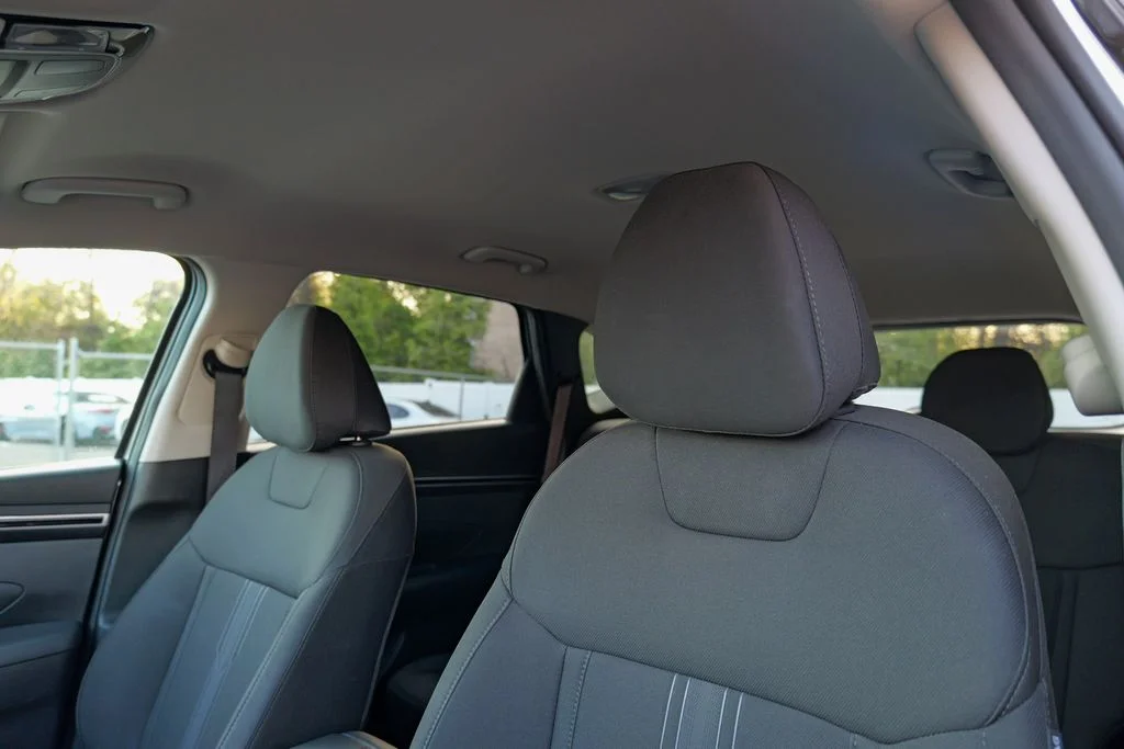 Used 2023 Shimmering Silver Hyundai SEL image 23