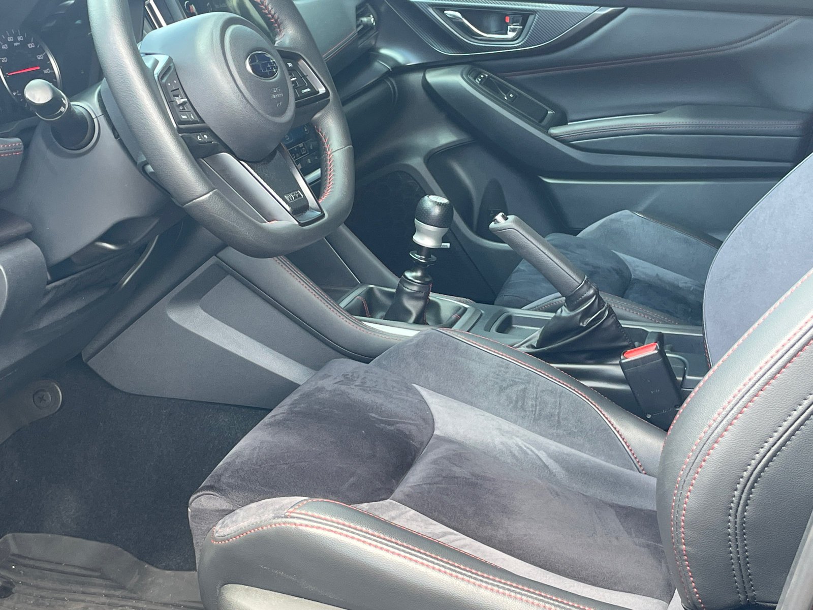 Used 2023 Crystal Black Silica Subaru Limited image 10