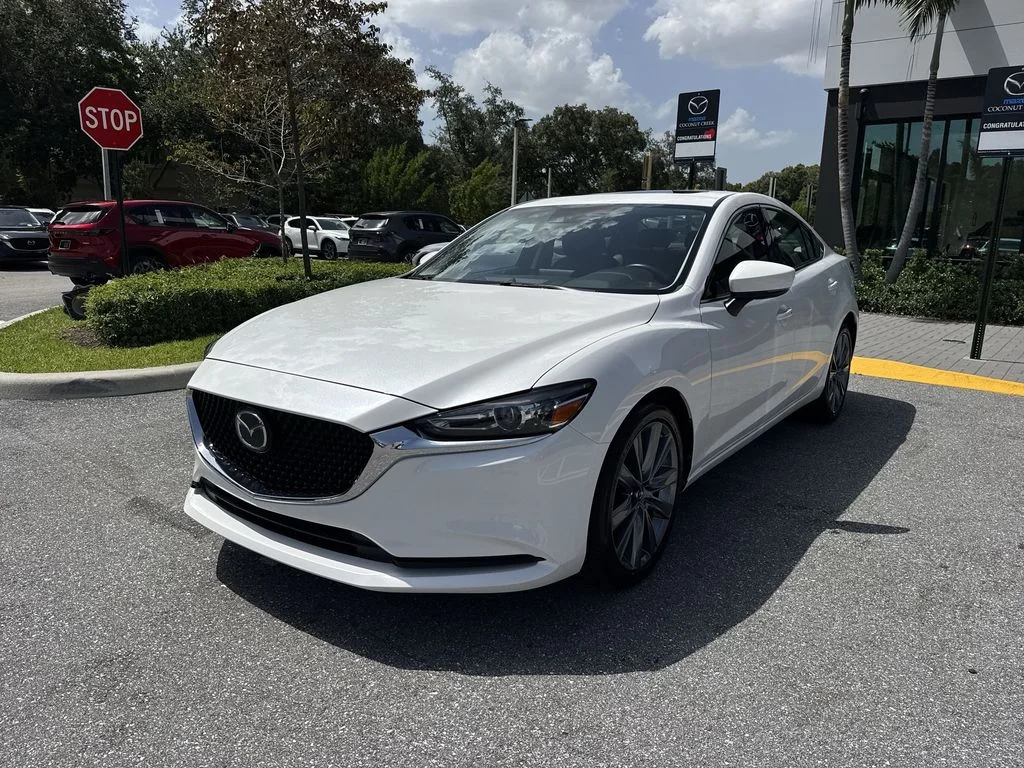 Used 2020 Snowflake White Pearl Mica Mazda Touring image 9