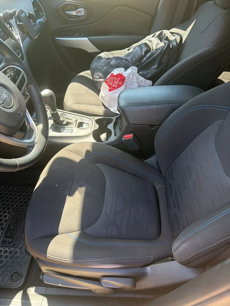 Used 2019 Gray Jeep Latitude image 15