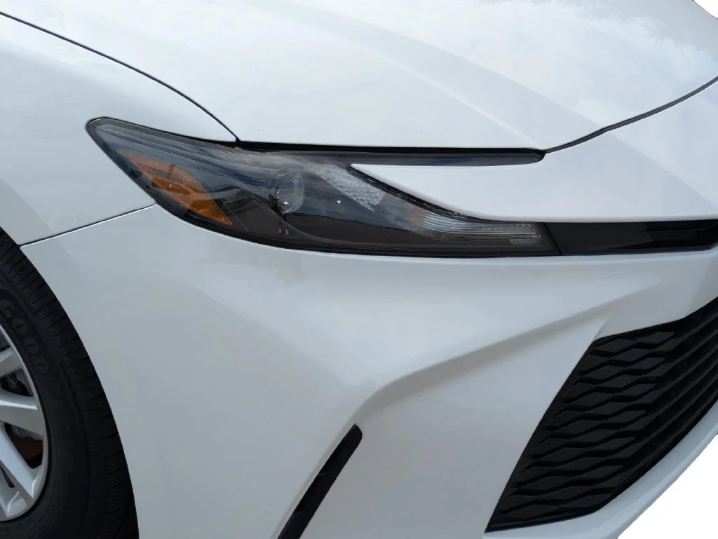 Used 2025 White Toyota LE image 4