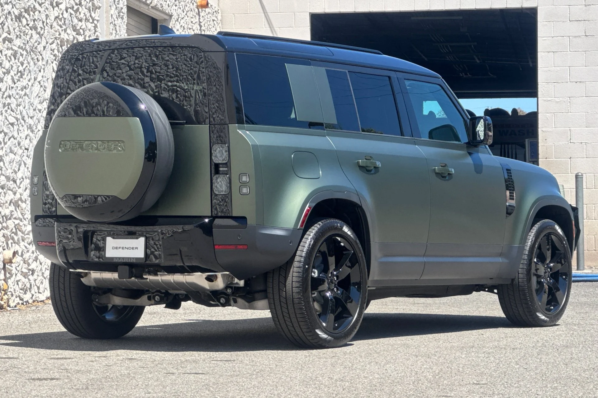 New 2026 Woolstone Green Land Rover S image 2