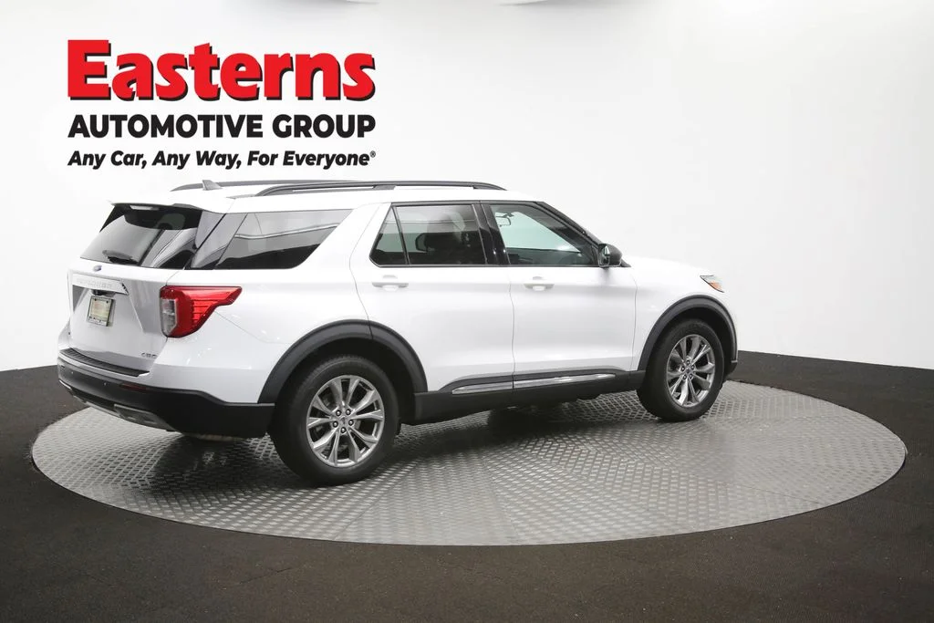 Used 2022 White Ford XLT image 45