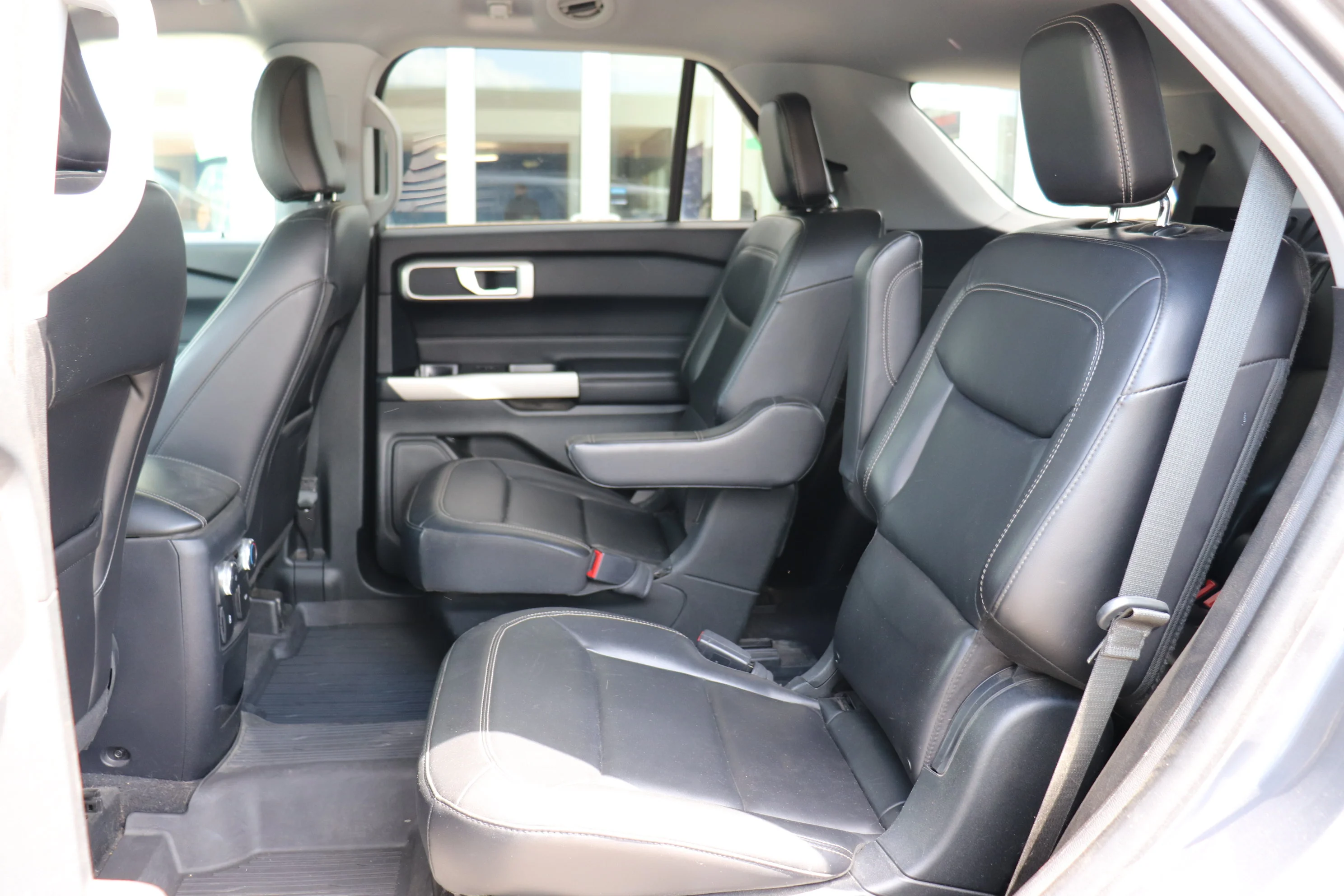 Used 2021 Gray Ford XLT 4WD image 11