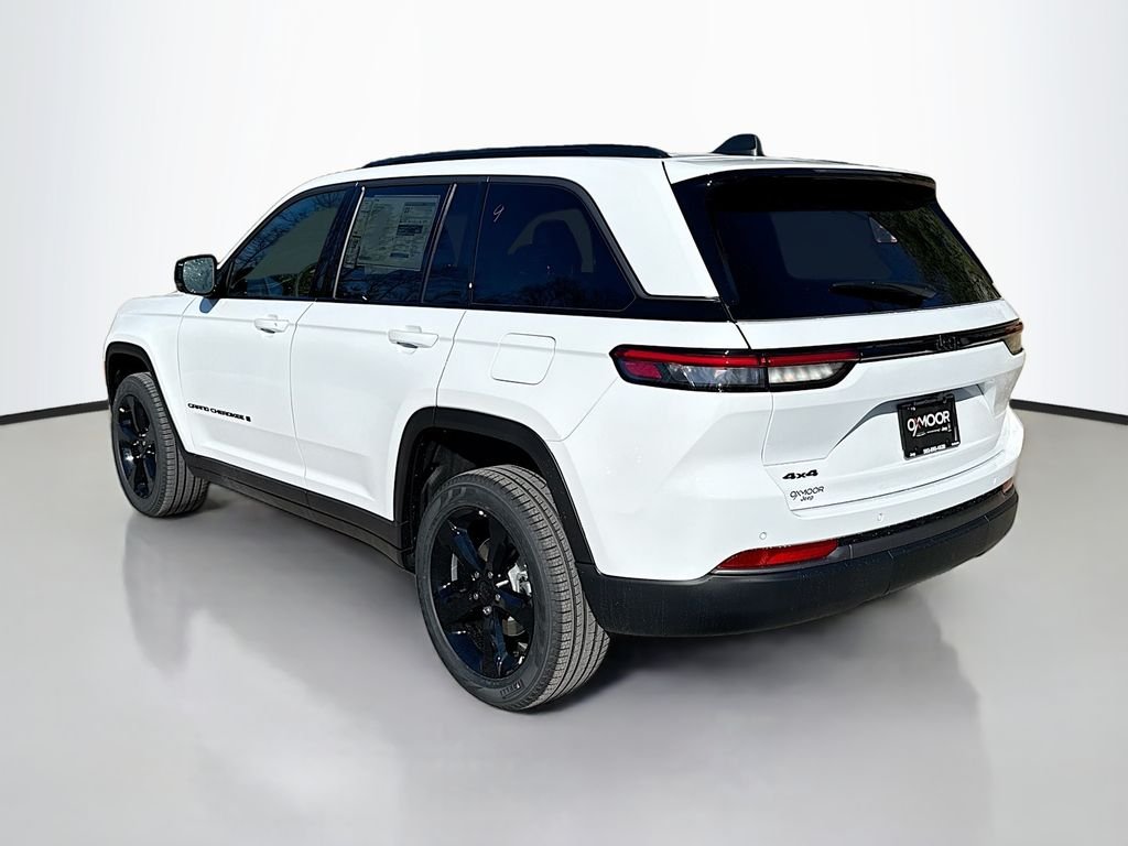 New 2026 Bright White Clear-Coat Exterior Paint Jeep Limited image 6