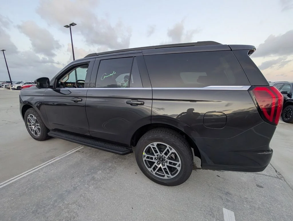 New 2026 Gray Ford Active image 9