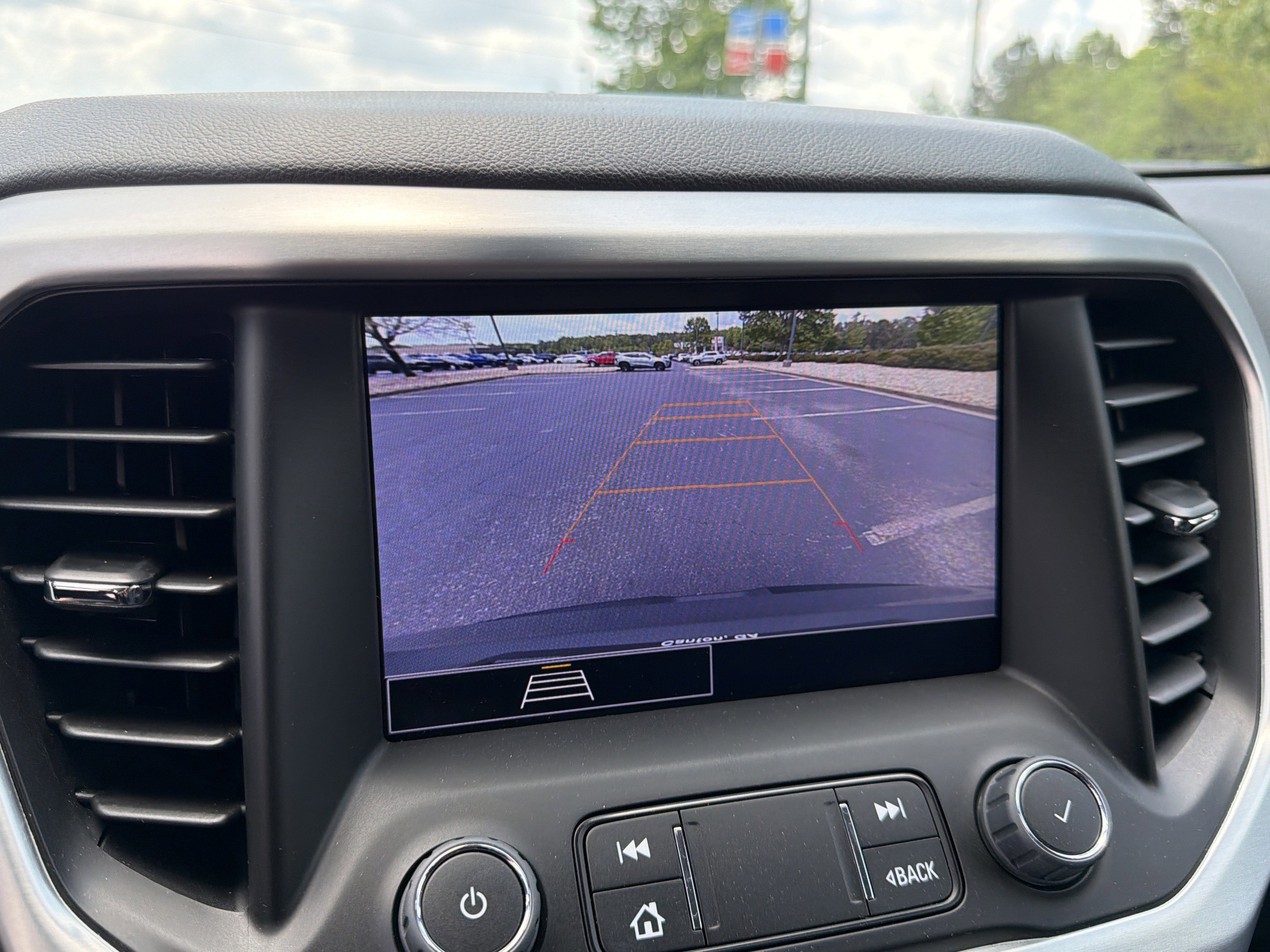 Used 2023 Sterling Metallic GMC SLE image 30