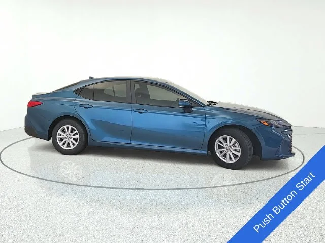 Used 2026 Ocean Toyota LE image 7