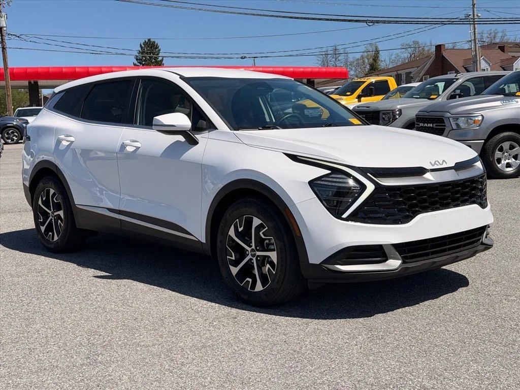 Used 2025 White Kia EX image 16