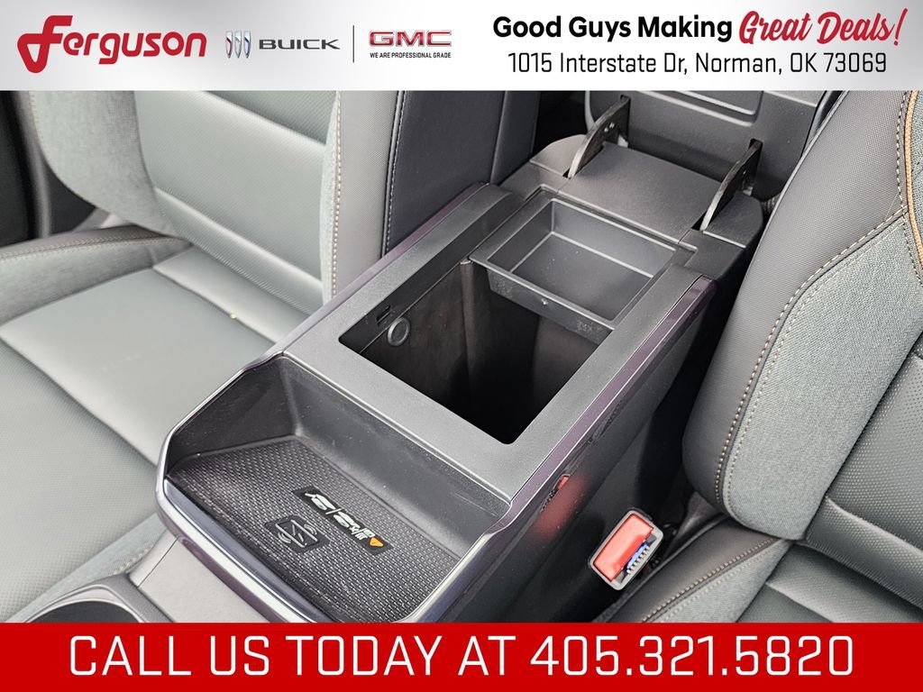 2027 GMC Terrain AT4 - Photo 35