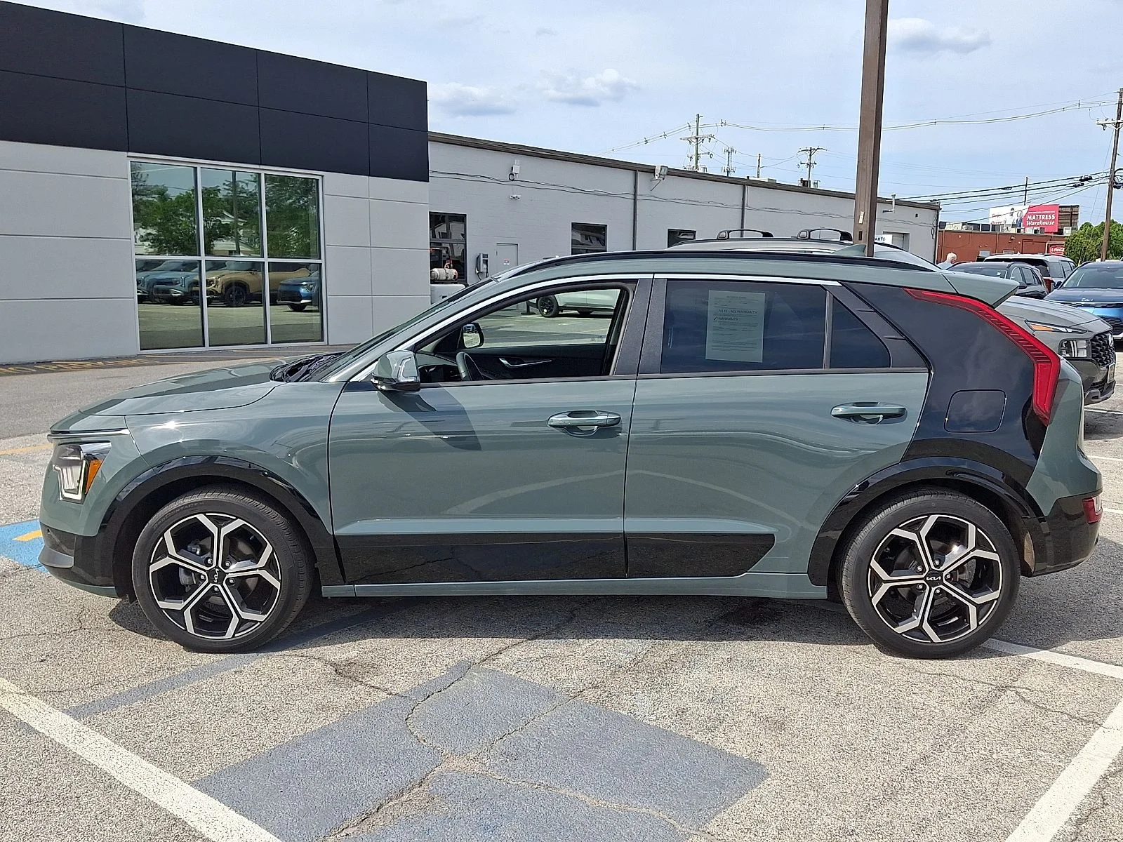 Certified Used 2023 Green Kia SX Touring image 5
