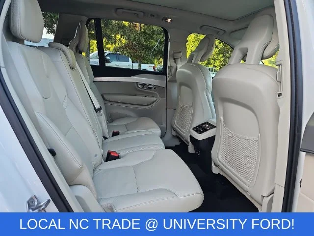 Used 2017 White Volvo T6 Momentum image 11