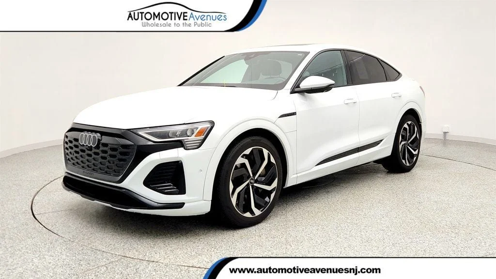 2024 Audi Q8 Sportback e-tron 55 114 kWh Premium Plus quattro's photo