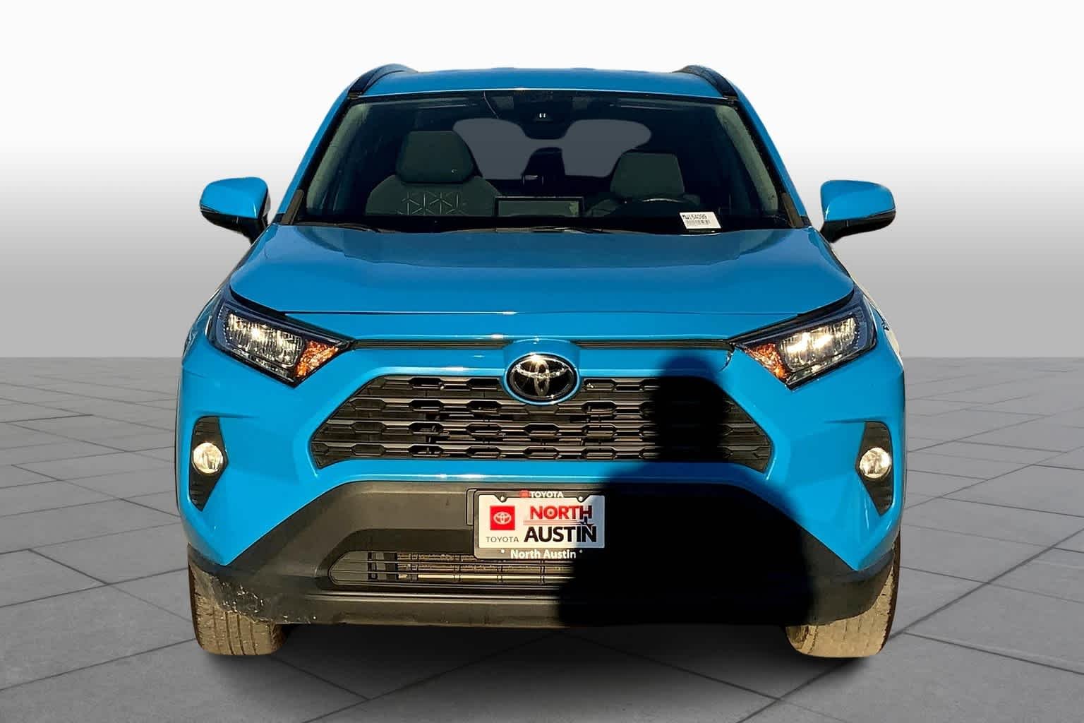Used 2021 Blue Flame Toyota XLE image 4