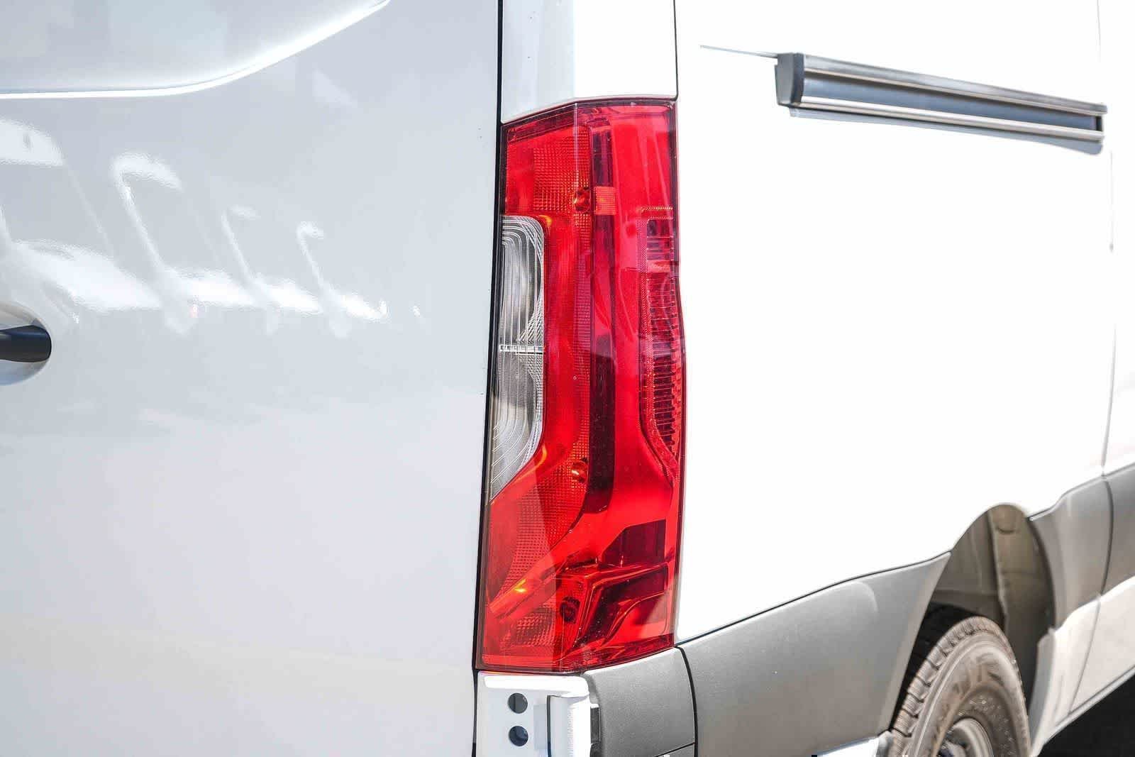 New 2026 Arctic White Mercedes-Benz Cargo 144WB High Roof RWD 2.0L I4 Diesel Turbo SO image 11