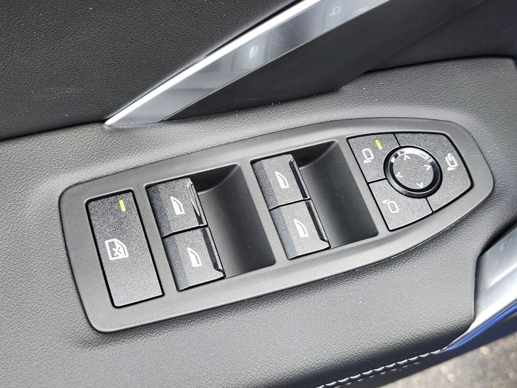 Used 2026 Blue BMW xDrive28i image 17