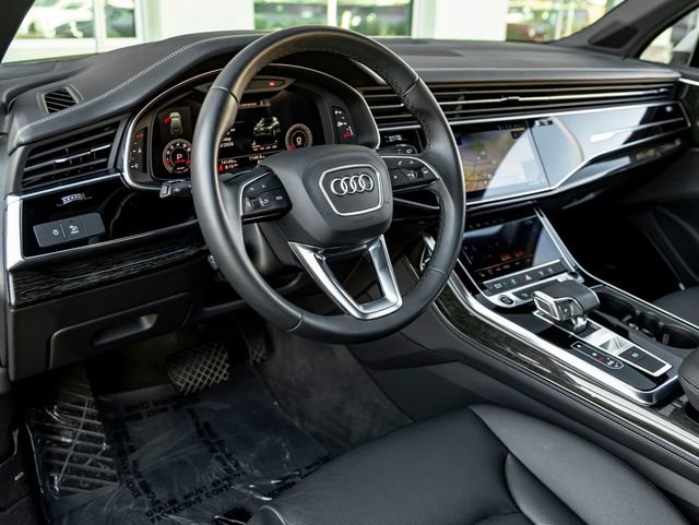 Used 2023 Satellite Silver Audi 55 Premium Plus image 17