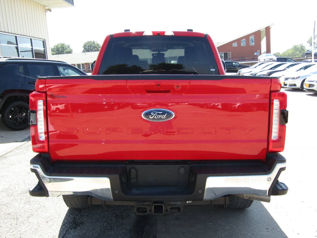Used 2026 Red Ford Lariat image 4