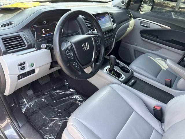 Used 2018 Gray Honda EX-L image 22