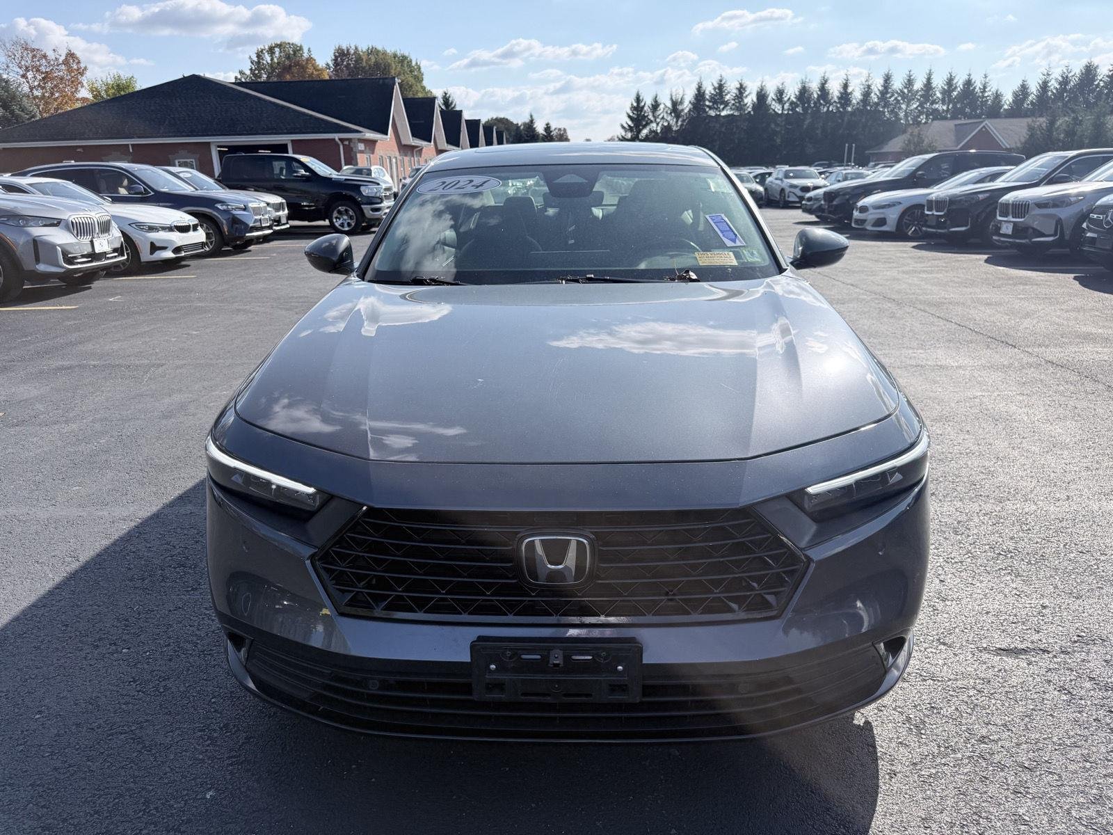 Used 2024 Meteorite Gray Metallic Honda EX-L image 2