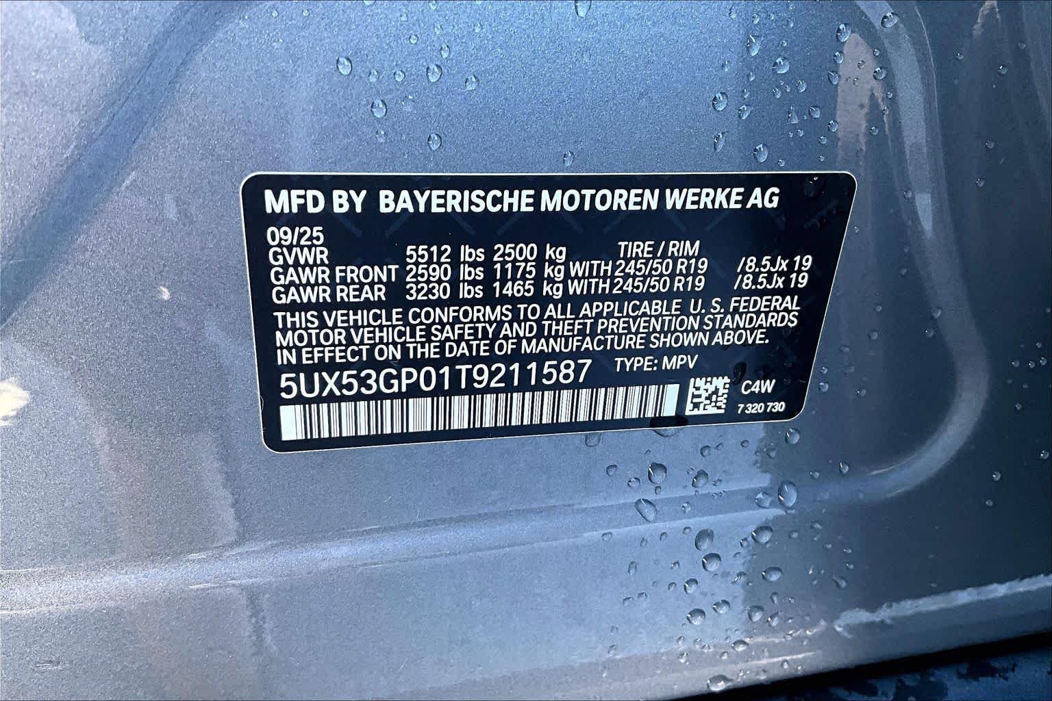 Used 2026 Skyscraper Grey Metallic BMW 30 xDrive image 19