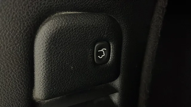 Used 2018 DB Black Clearcoat Dodge R/T image 31
