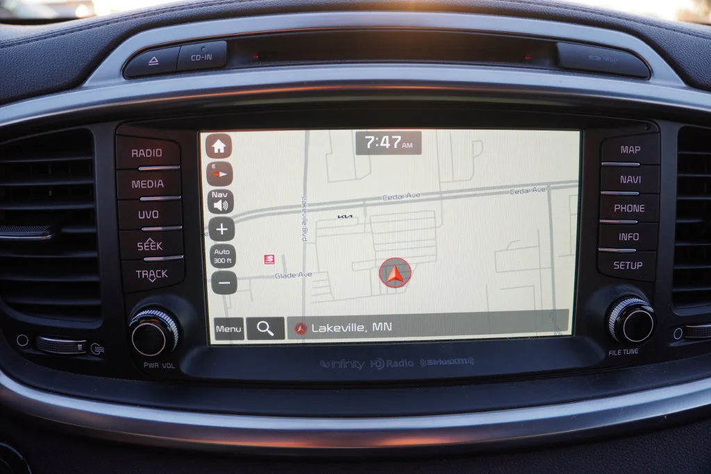 Used 2017 Snow White Pearl Kia SX Limited image 7