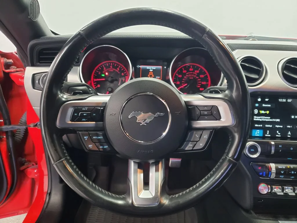 2018 Ford Mustang EcoBoost Premium - Photo 11