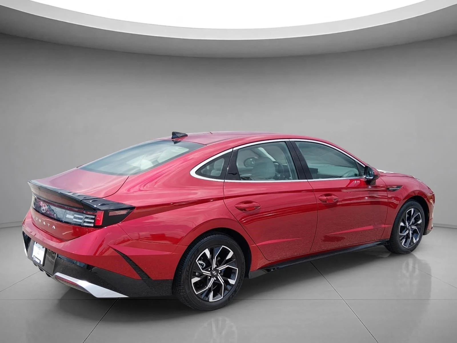 Used 2025 Ultimate red Hyundai SEL image 5