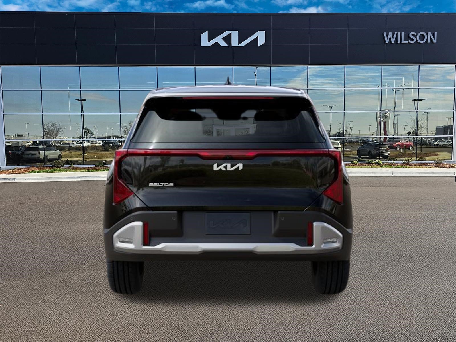 New 2027 Black Kia LX image 5