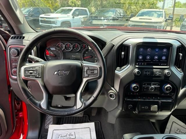 Used 2019 Red Chevrolet RST image 17