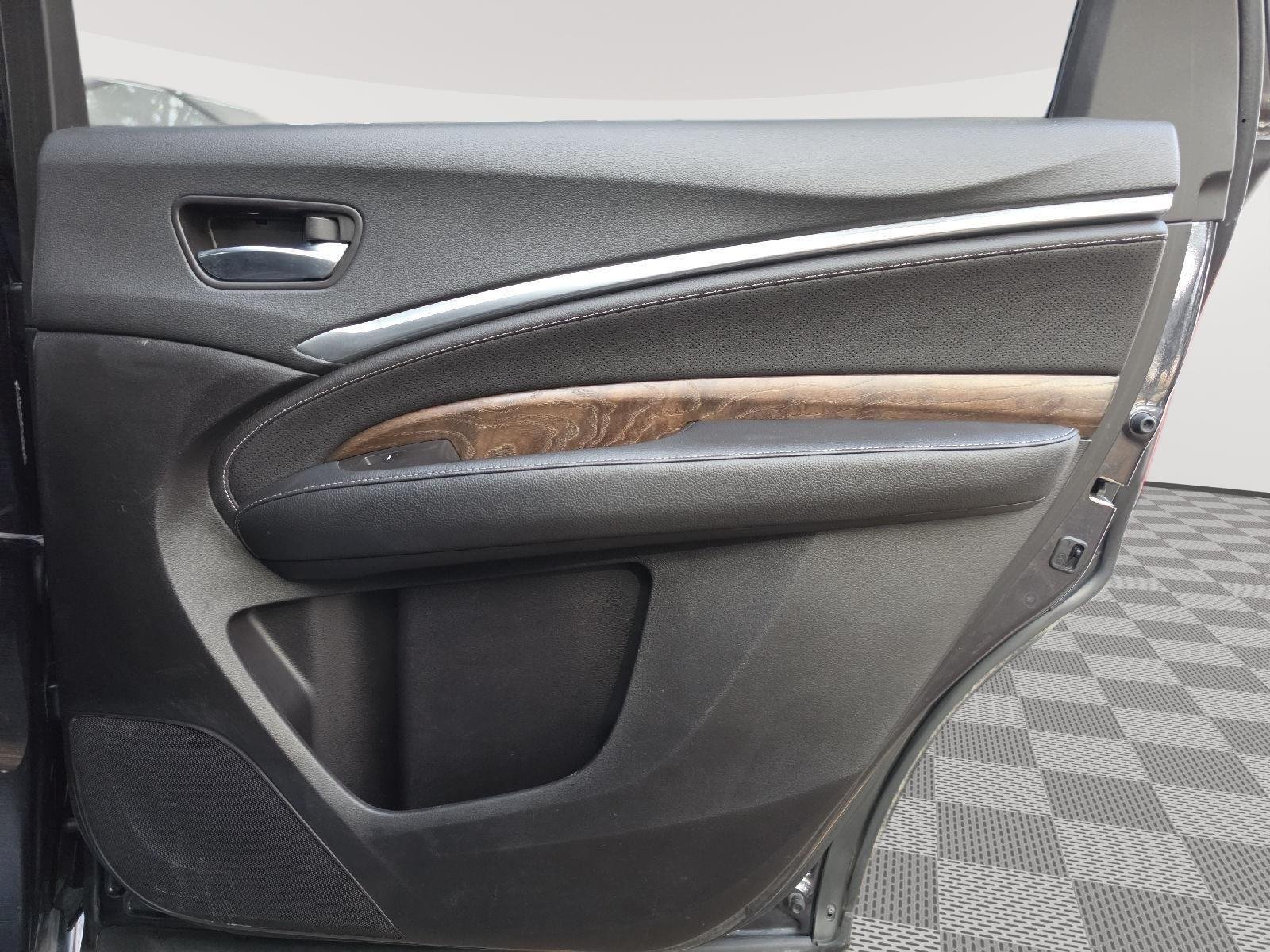 Used 2019 Gunmetal Metallic Acura w/Tech image 53